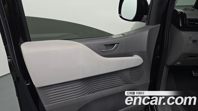 Hyundai Staria 2023 — photo 15