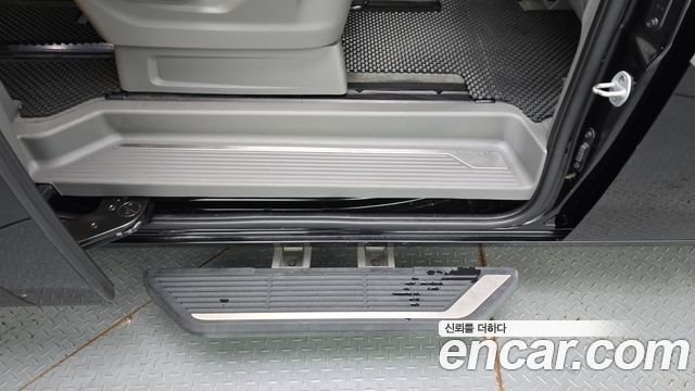 Hyundai Staria 2023 — photo 37