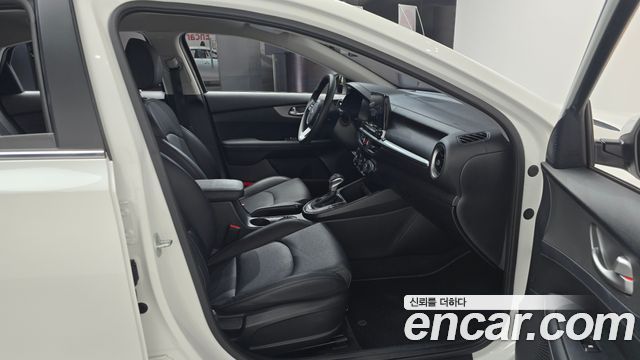 Kia K3 2019 — photo 16