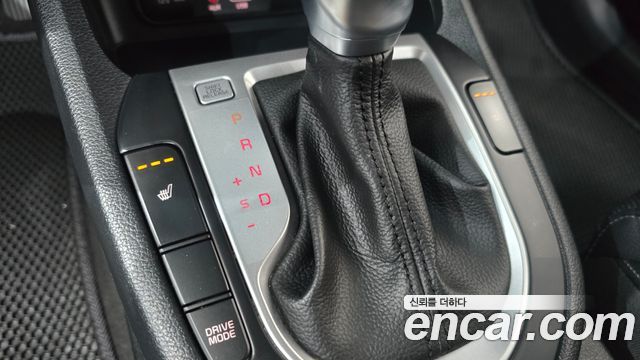 Kia K3 2019 — photo 27