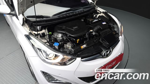 Hyundai AVANTE 2016 — photo 6