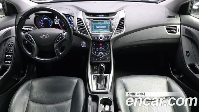 Hyundai AVANTE 2016 — photo 7