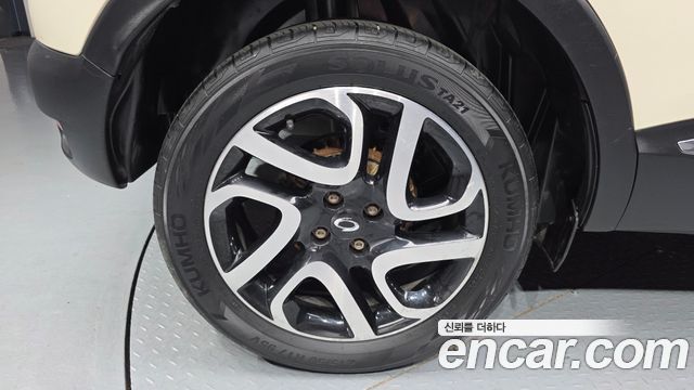 Renault Korea QM3 2016 — photo 5
