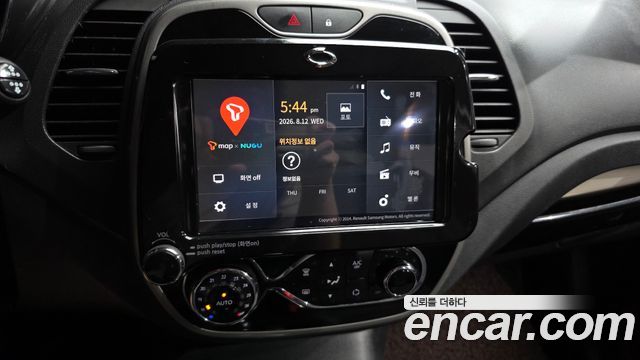 Renault Korea QM3 2016 — photo 20