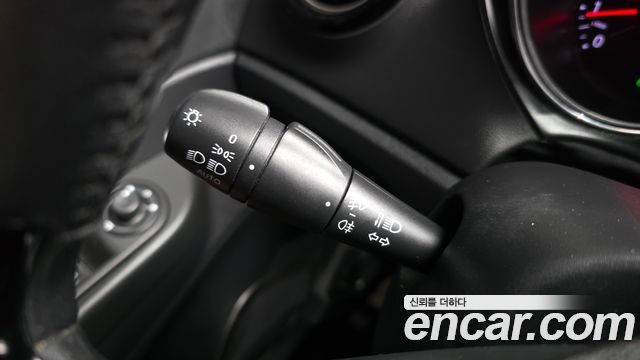 Renault Korea QM3 2016 — photo 23