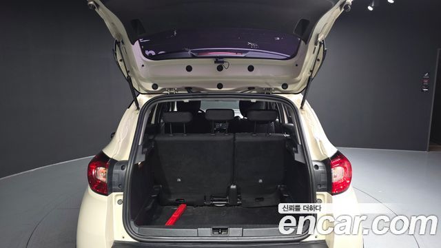 Renault Korea QM3 2016 — photo 26