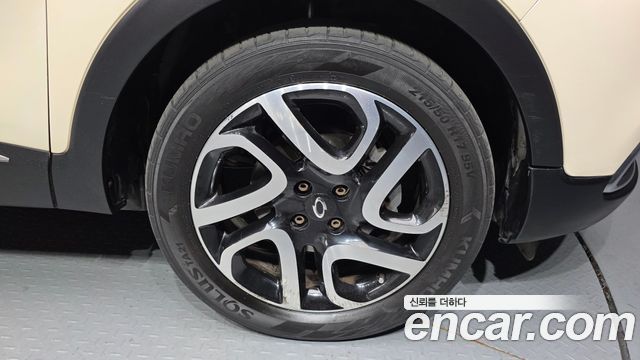 Renault Korea QM3 2016 — photo 7