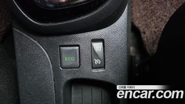 Renault Korea QM3 2016 — photo 30
