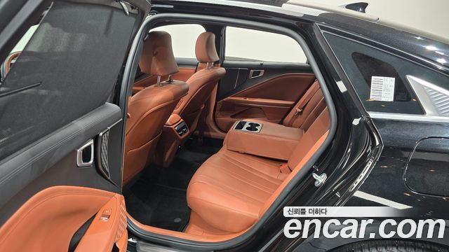 Kia K8 2025 — photo 18