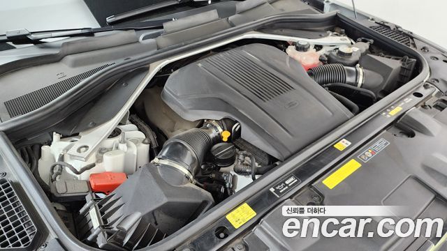 Land Rover Range Rover 2024 — photo 6