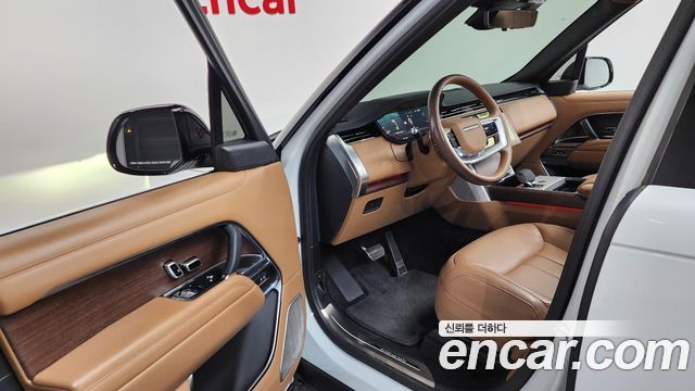 Land Rover Range Rover 2024 — photo 13