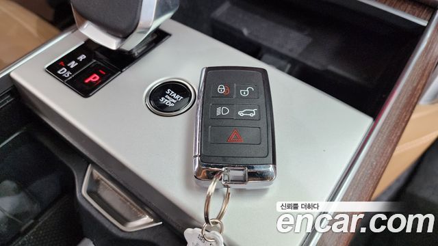 Land Rover Range Rover 2024 — photo 34