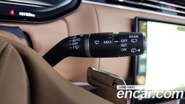 Land Rover Range Rover 2024 — photo 38