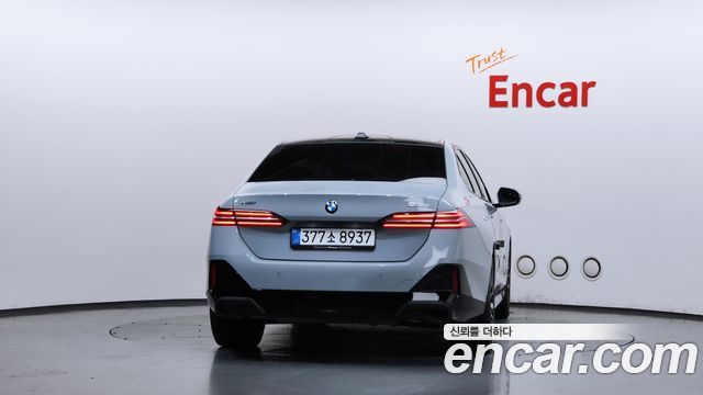 BMW 5-Series 2025 — photo 4