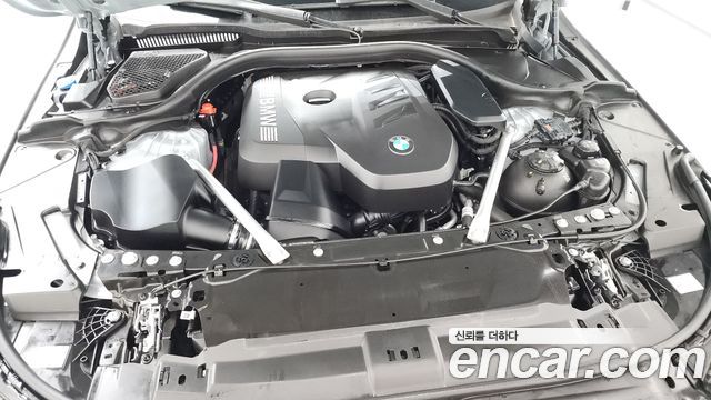 BMW 5-Series 2025 — photo 6