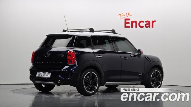 Mini Countryman 2015 — photo 2
