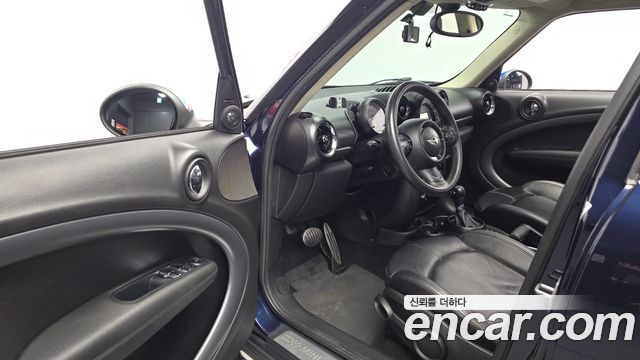 Mini Countryman 2015 — photo 10