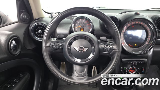 Mini Countryman 2015 — photo 13