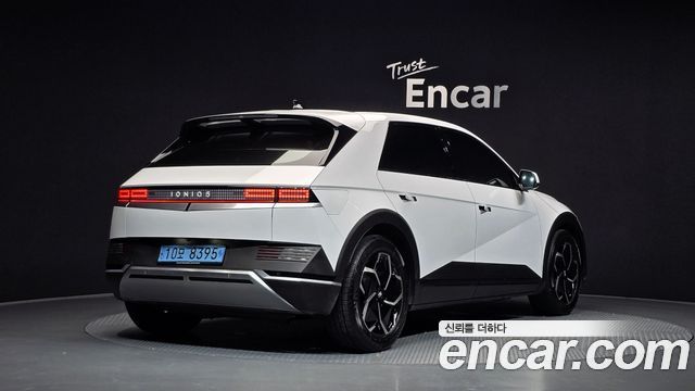 Hyundai Ioniq5 2022 — photo 2