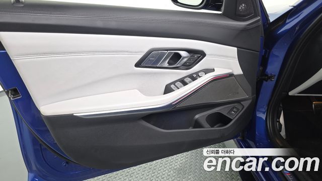 BMW M3 2021 — photo 14