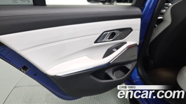 BMW M3 2021 — photo 15