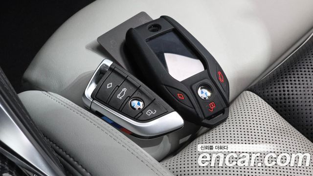 BMW M3 2021 — photo 29