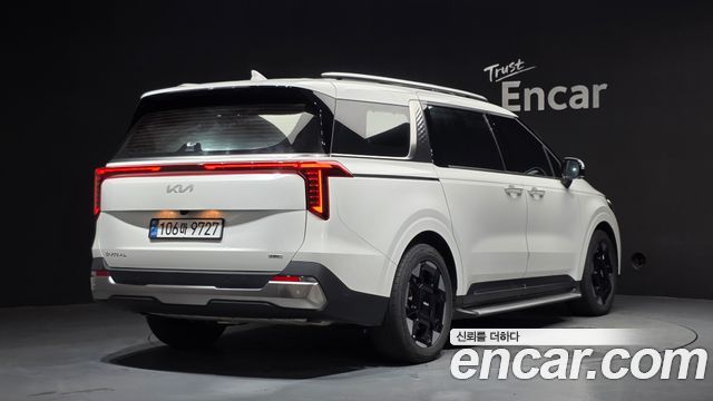 Kia Canival 2024 — photo 2