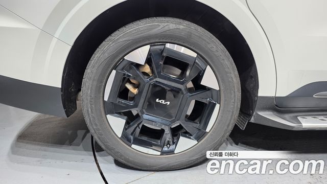 Kia Canival 2024 — photo 5