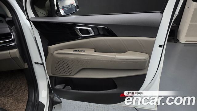 Kia Canival 2024 — photo 15