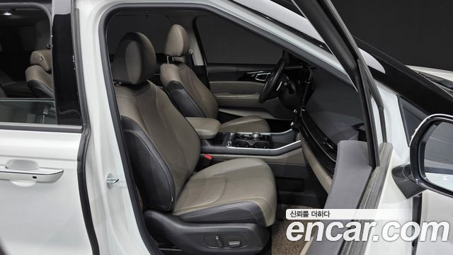 Kia Canival 2024 — photo 16