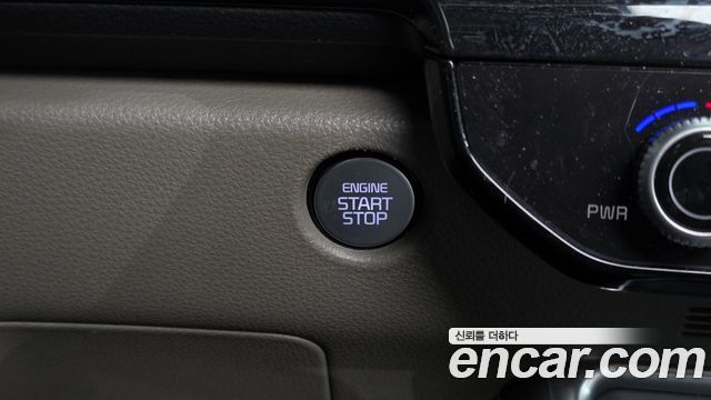 Kia Canival 2024 — photo 30