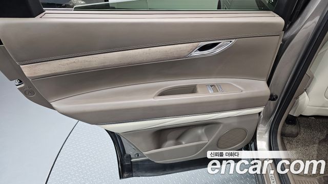 Genesis GV80 2021 — photo 15
