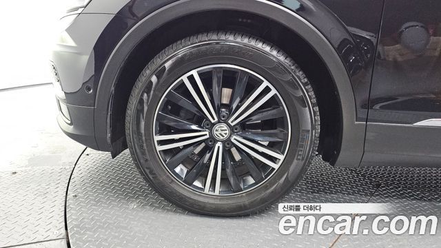 Volkswagen Tiguan 2020 — photo 5
