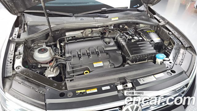 Volkswagen Tiguan 2020 — photo 6