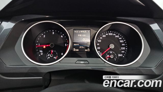 Volkswagen Tiguan 2020 — photo 8