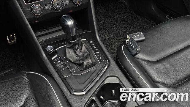 Volkswagen Tiguan 2020 — photo 9