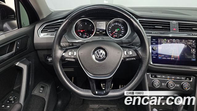 Volkswagen Tiguan 2020 — photo 13