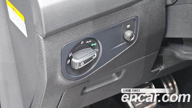 Volkswagen Tiguan 2020 — photo 14