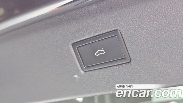Volkswagen Tiguan 2020 — photo 20