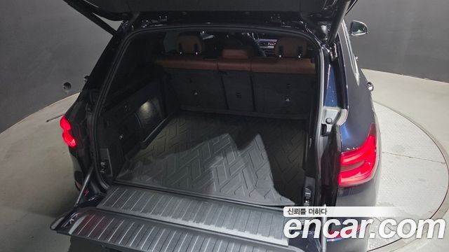 BMW X5 2023 — photo 34