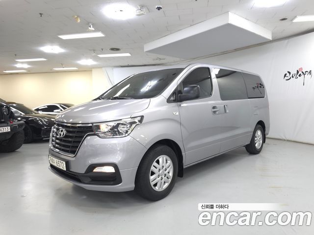 Hyundai Starex 2021 — photo 2