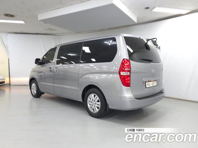 Hyundai Starex 2021 — photo 4