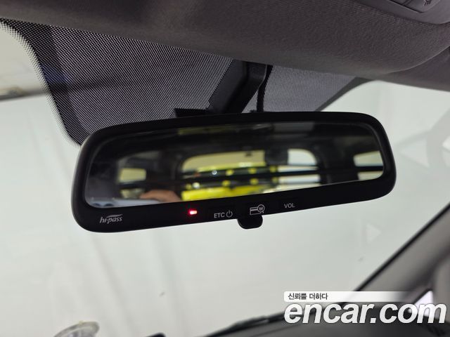 Hyundai Starex 2021 — photo 13