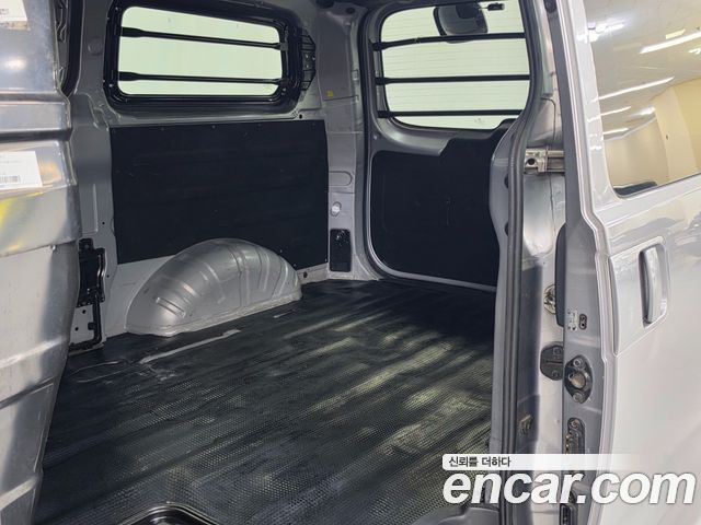 Hyundai Starex 2021 — photo 18