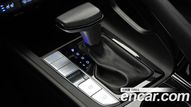 Hyundai AVANTE 2024 — photo 12