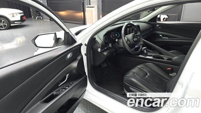 Hyundai AVANTE 2024 — photo 13