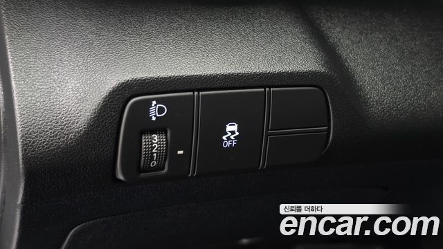 Hyundai AVANTE 2024 — photo 28