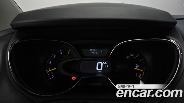 Renault Korea QM3 2016 — photo 11