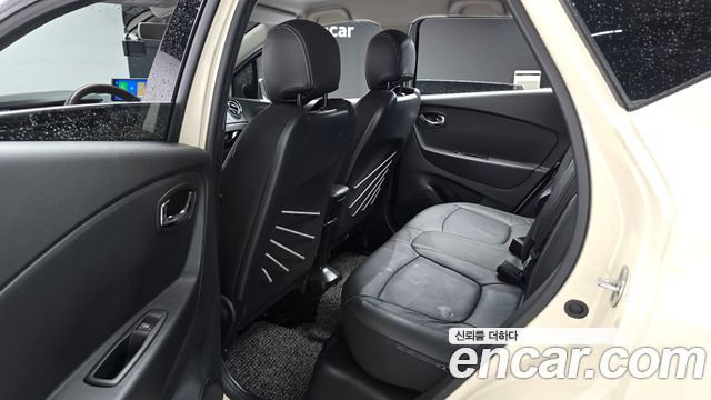 Renault Korea QM3 2016 — photo 17