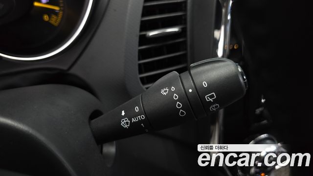 Renault Korea QM3 2016 — photo 30